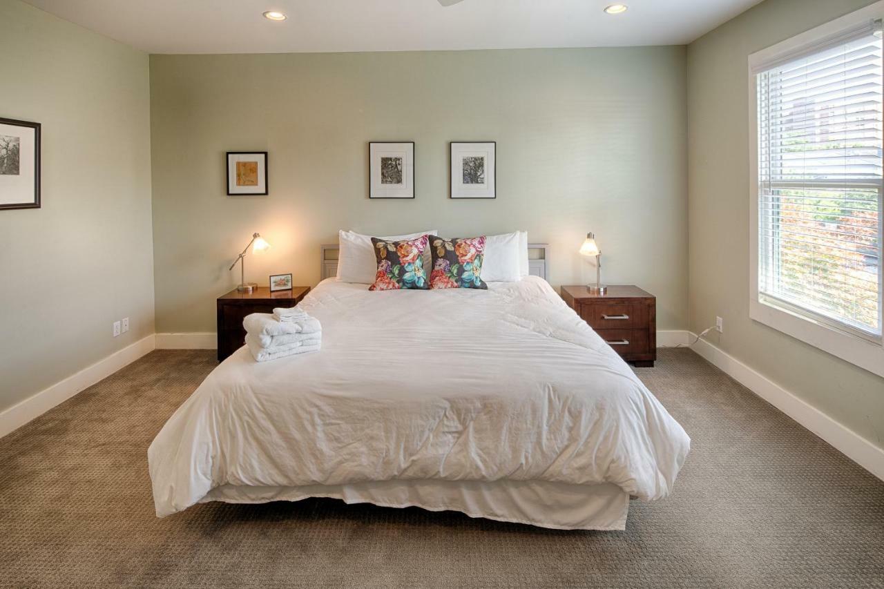 Savannah Drawing Room ภายนอก รูปภาพ